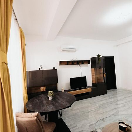 Luxury Cozy Apartments - City Center Sučava Exteriér fotografie