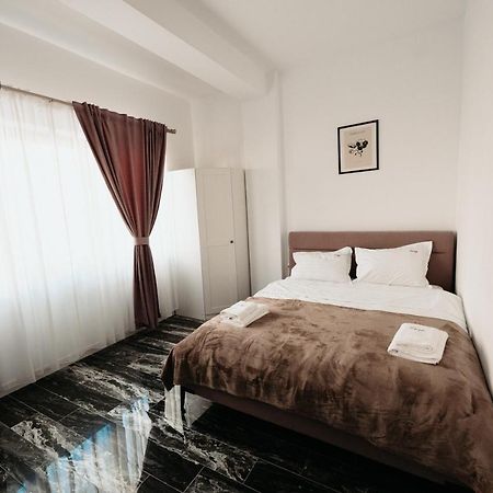Luxury Cozy Apartments - City Center Sučava Exteriér fotografie