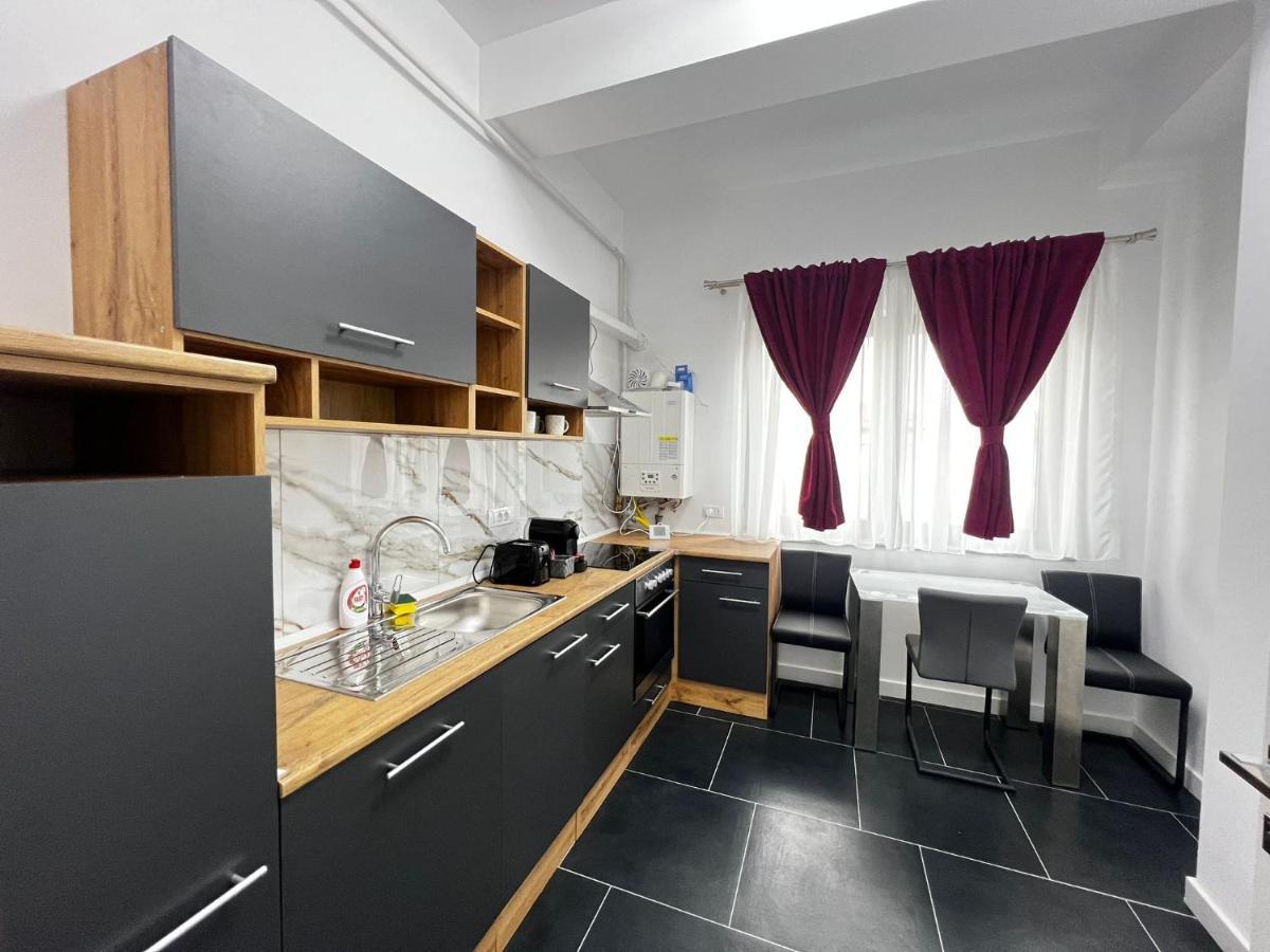 Luxury Cozy Apartments - City Center Sučava Exteriér fotografie
