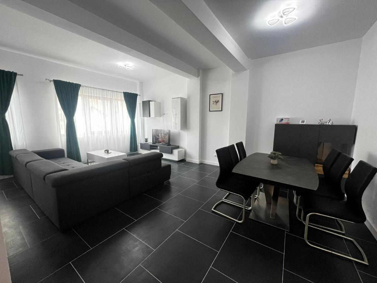 Luxury Cozy Apartments - City Center Sučava Exteriér fotografie