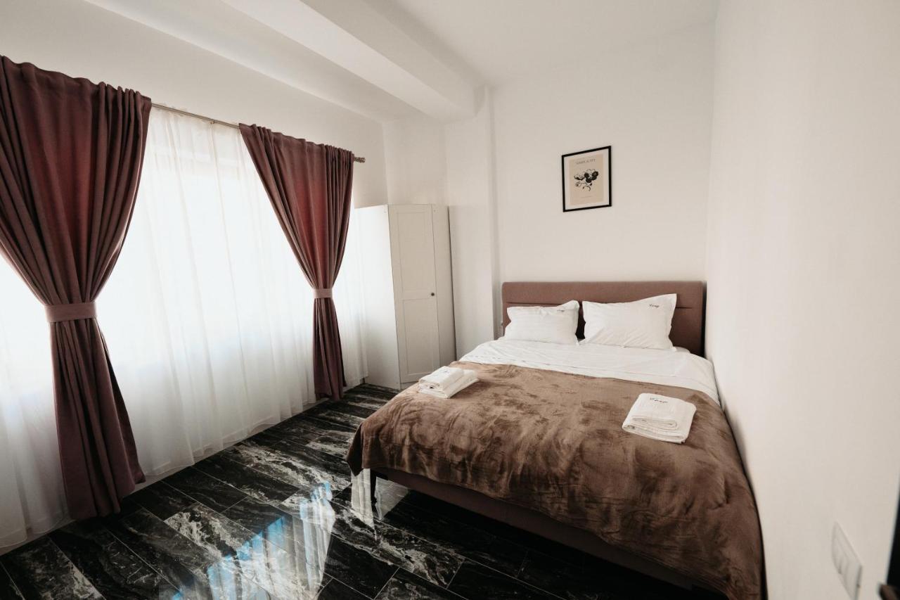 Luxury Cozy Apartments - City Center Sučava Exteriér fotografie