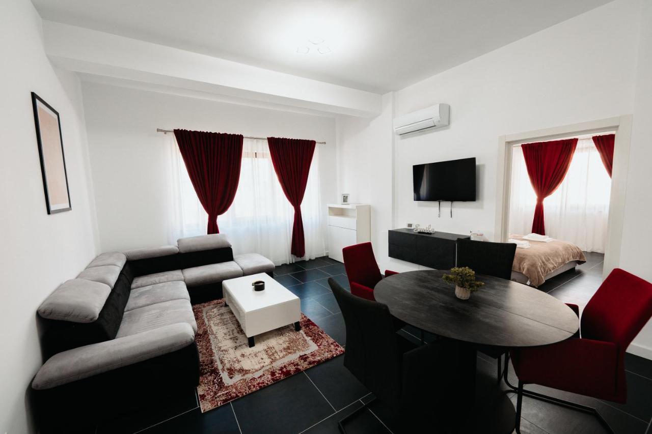 Luxury Cozy Apartments - City Center Sučava Exteriér fotografie