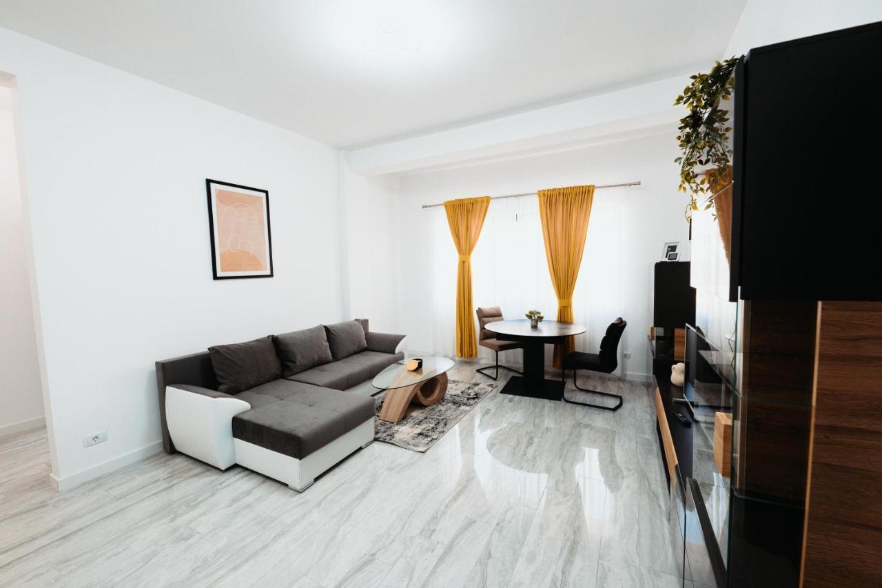 Luxury Cozy Apartments - City Center Sučava Exteriér fotografie